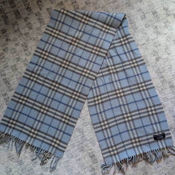 Blue Cashmere Burberry Scarf - Picture 3 of 3